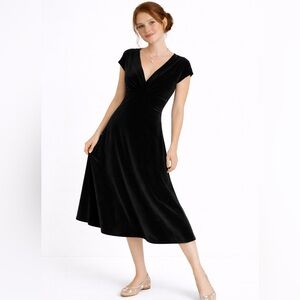 VTG Jones NY Dress Size 12 Black Whimsigoth Velvet Maxi Goth holiday party dress